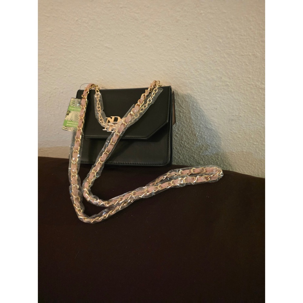 Badgley Mischka Vegan Leather Pearl Crossbody‎ Bag Black Blush Pink BM Handbag - Picture 4 of 8